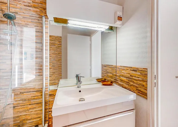 2 Bedroom Amazing In *