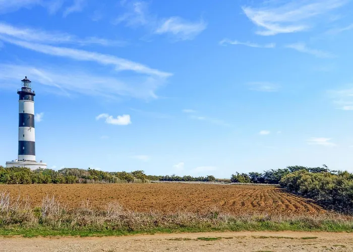 Apartment 2 Bedroom Amazing In *