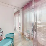 Beautiful In With House Sea View 鲁瓦扬