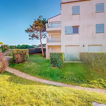 Beautiful In With House Sea View
